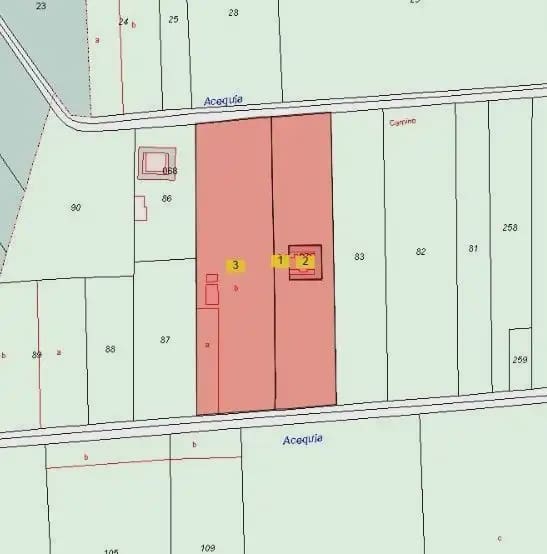 6 Zimmer Villa zu verkaufen in Carracedelo mit Garage - 299.000 € (Ref: 9805873)