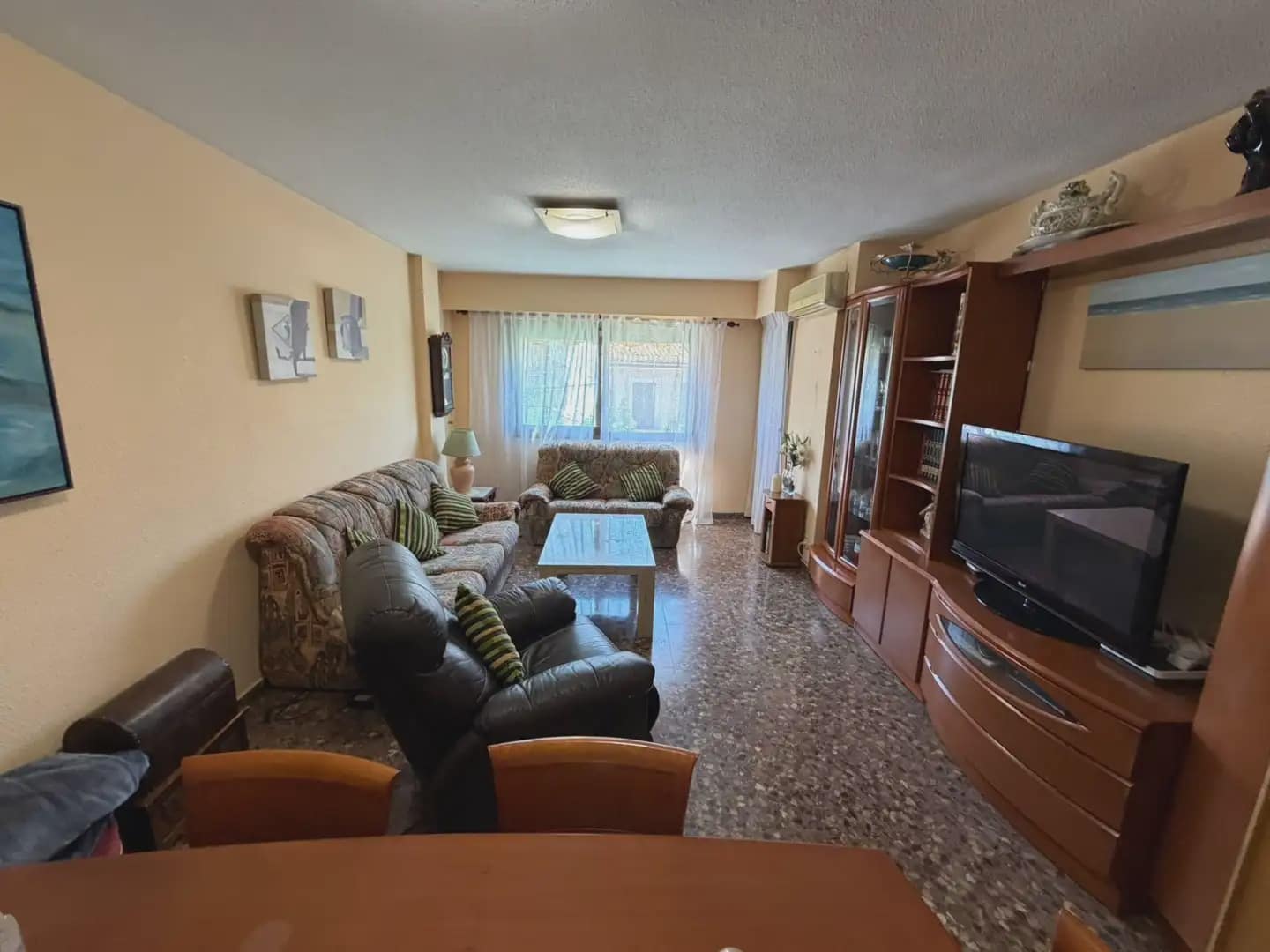 4 bedroom Flat for sale in Valencia city - € 399,000 (Ref: 9867613)