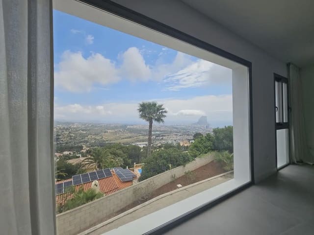 Casa de 3 habitaciones en Oltamar - Cucarres, Calpe / Calp en venta con piscina garaje - 495.000 € (Ref: 9893287)