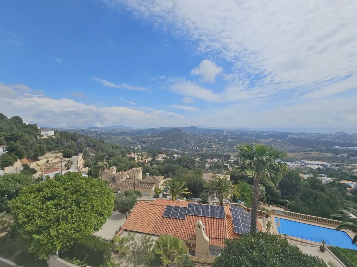 3 Zimmer Haus zu verkaufen in Calpe / Calp mit Pool Garage - 495.000 € (Ref: 9893287)