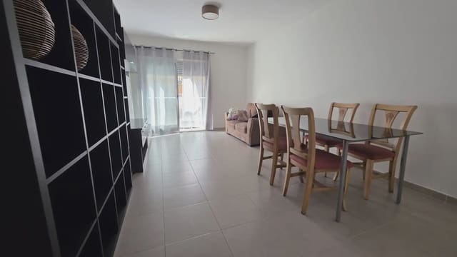 Piso de 2 habitaciones en Gandia en venta - 235.000 € (Ref: 9902151)