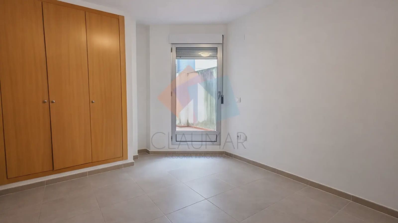 2 bedroom Flat for sale in Gandia - € 235,000 (Ref: 9902151)