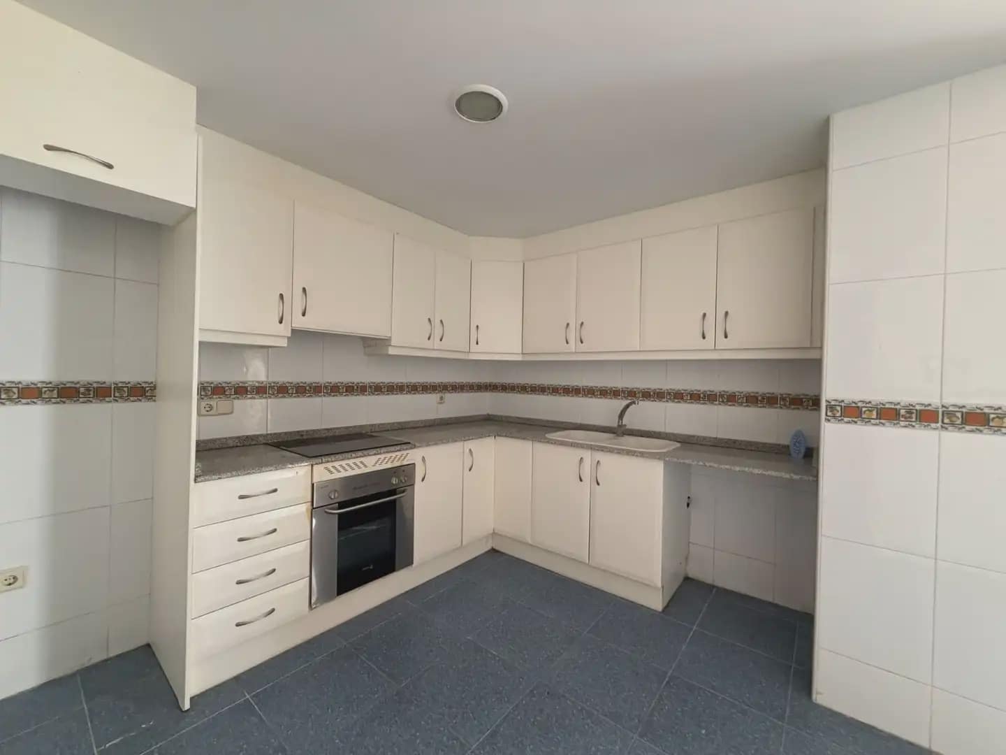 4 soveværelse Lejlighed til salg i Gandia - € 309.000 (Ref: 9908270)