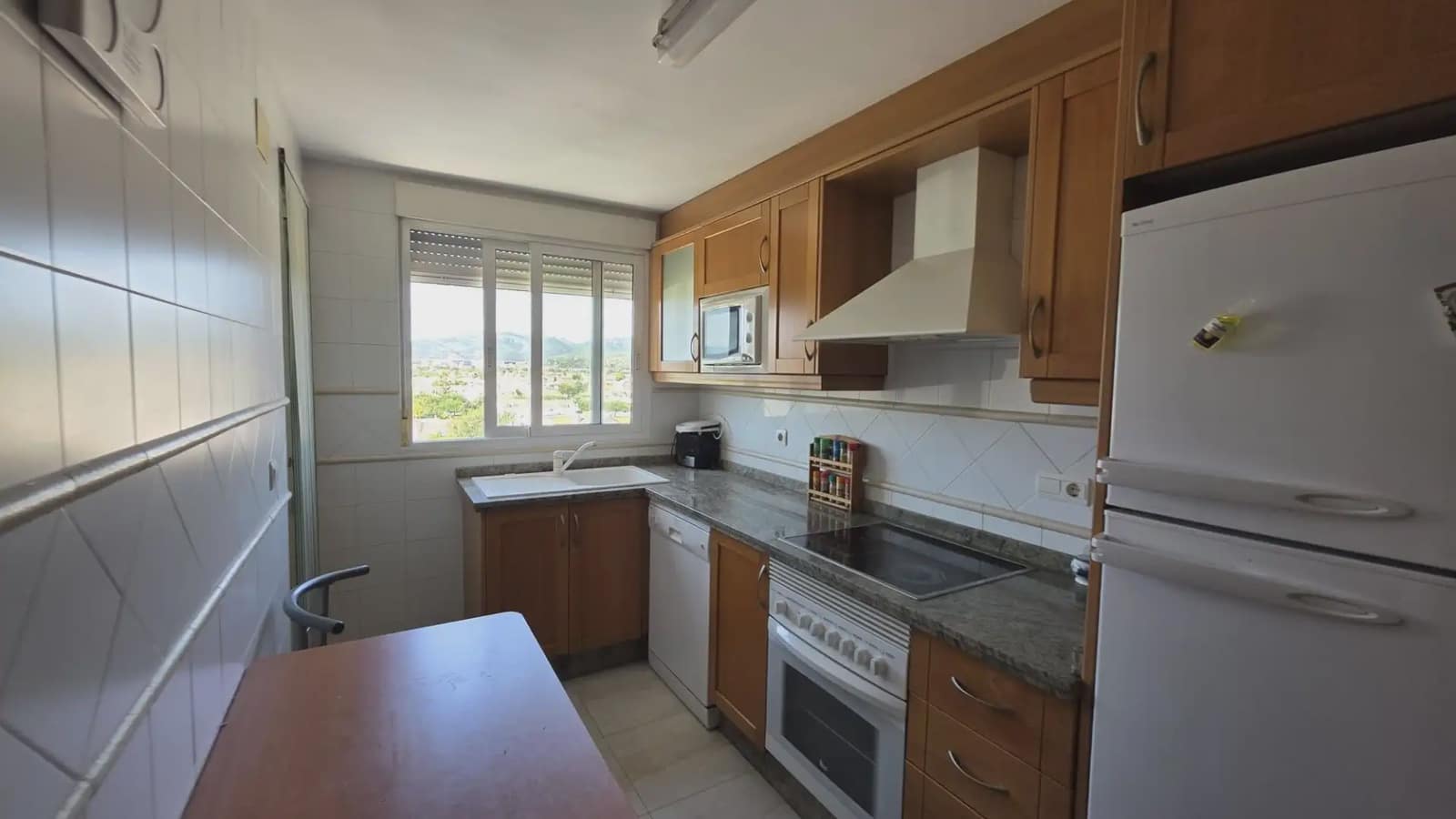 3 makuuhuone Asunto myytävänä paikassa Gandia mukana uima-altaan - 319 000 € (Ref: 9911578)
