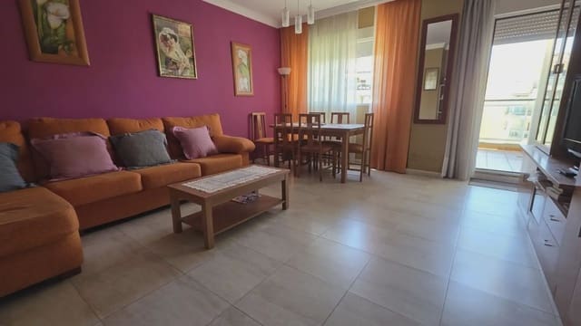 Piso de 3 habitaciones en Gandia en venta con piscina - 319.000 € (Ref: 9911578)