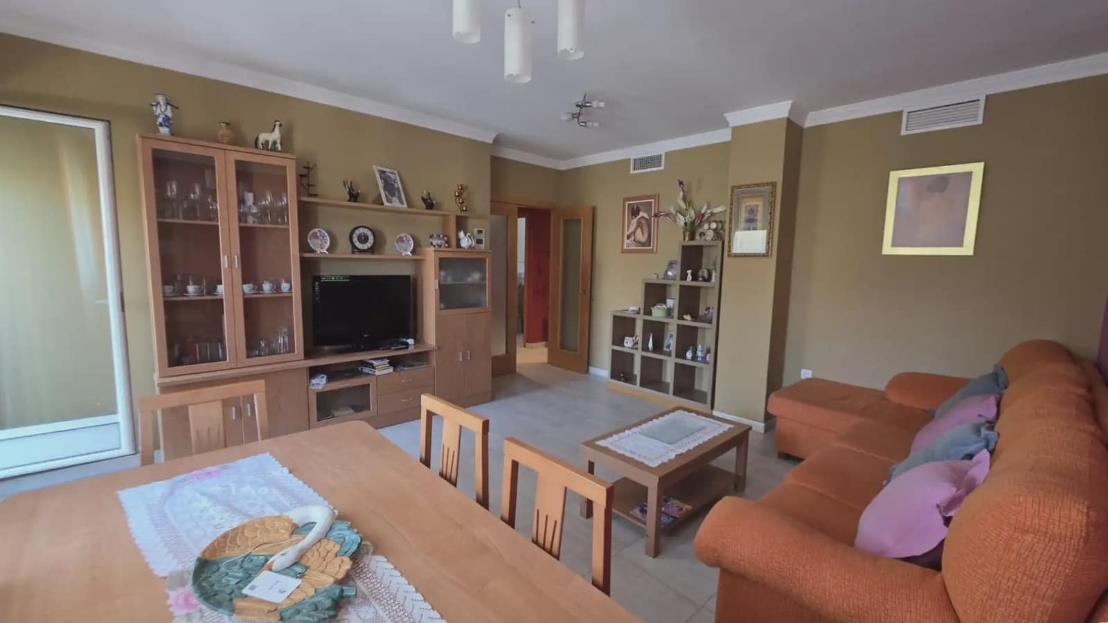 3 makuuhuone Asunto myytävänä paikassa Gandia mukana uima-altaan - 319 000 € (Ref: 9911578)