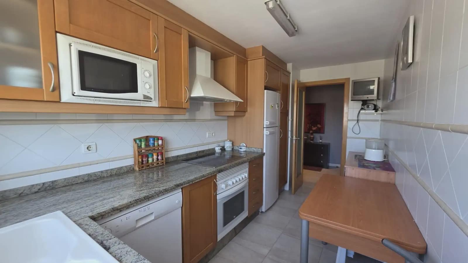 3 makuuhuone Asunto myytävänä paikassa Gandia mukana uima-altaan - 319 000 € (Ref: 9911578)