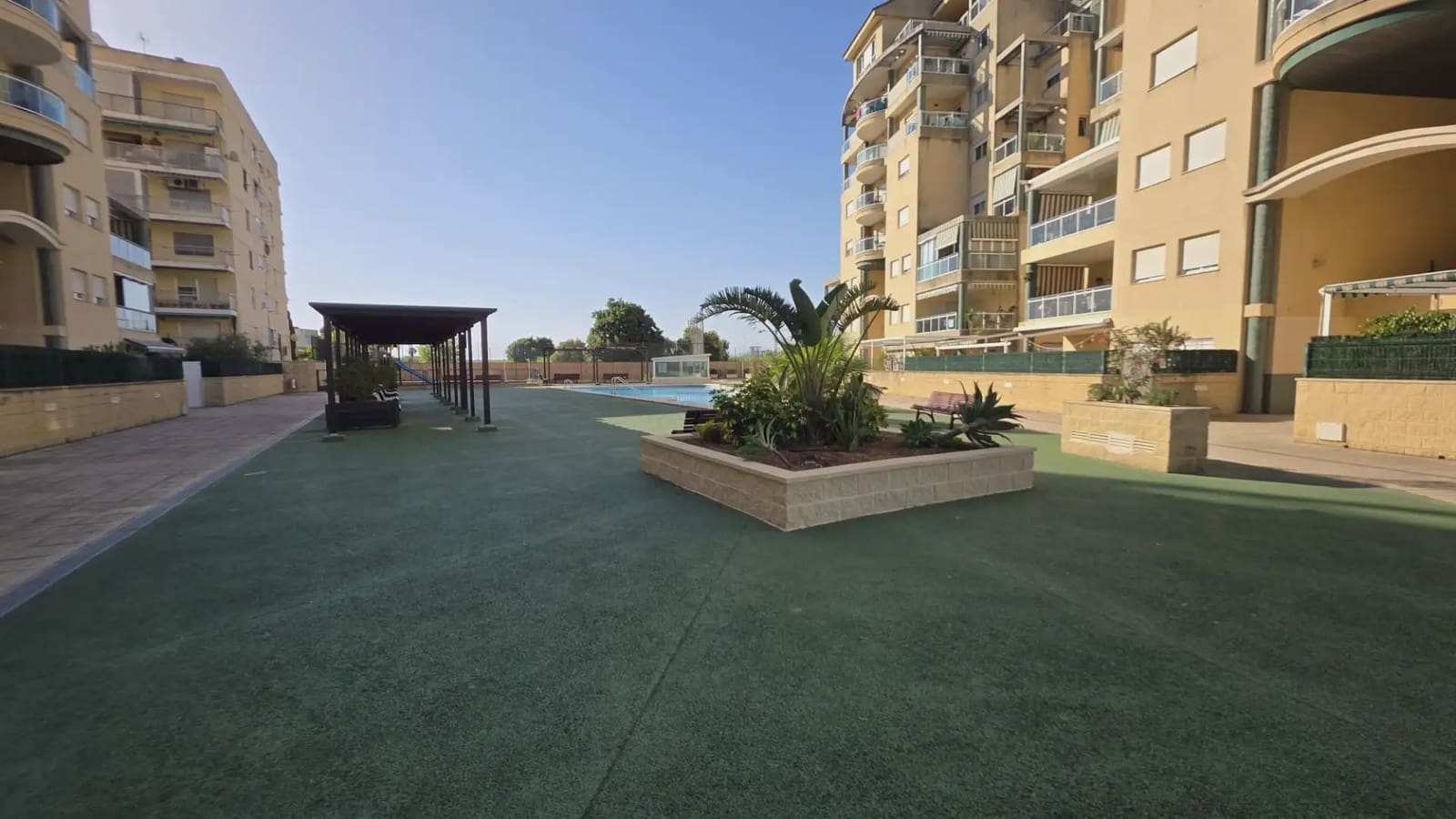 3 makuuhuone Asunto myytävänä paikassa Gandia mukana uima-altaan - 319 000 € (Ref: 9911578)
