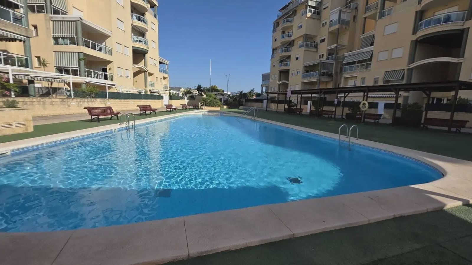 3 makuuhuone Asunto myytävänä paikassa Gandia mukana uima-altaan - 319 000 € (Ref: 9911578)