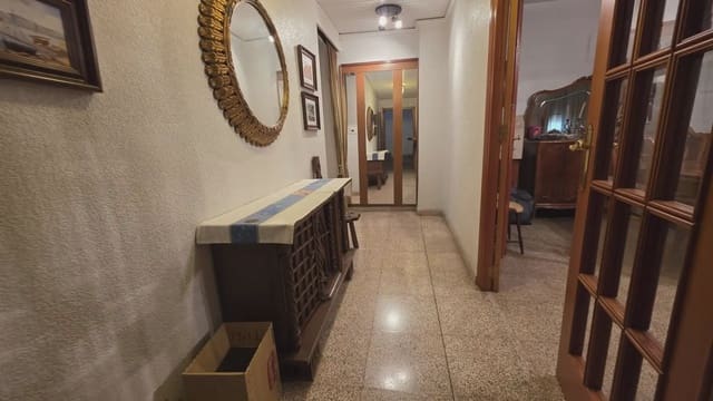 8 soveværelse Byhus til salg i Gandia - € 320.000 (Ref: 9915052)