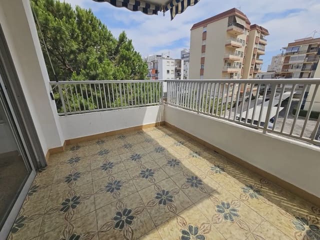 Piso de 3 habitaciones en Gandia en venta - 234.900 € (Ref: 9953292)