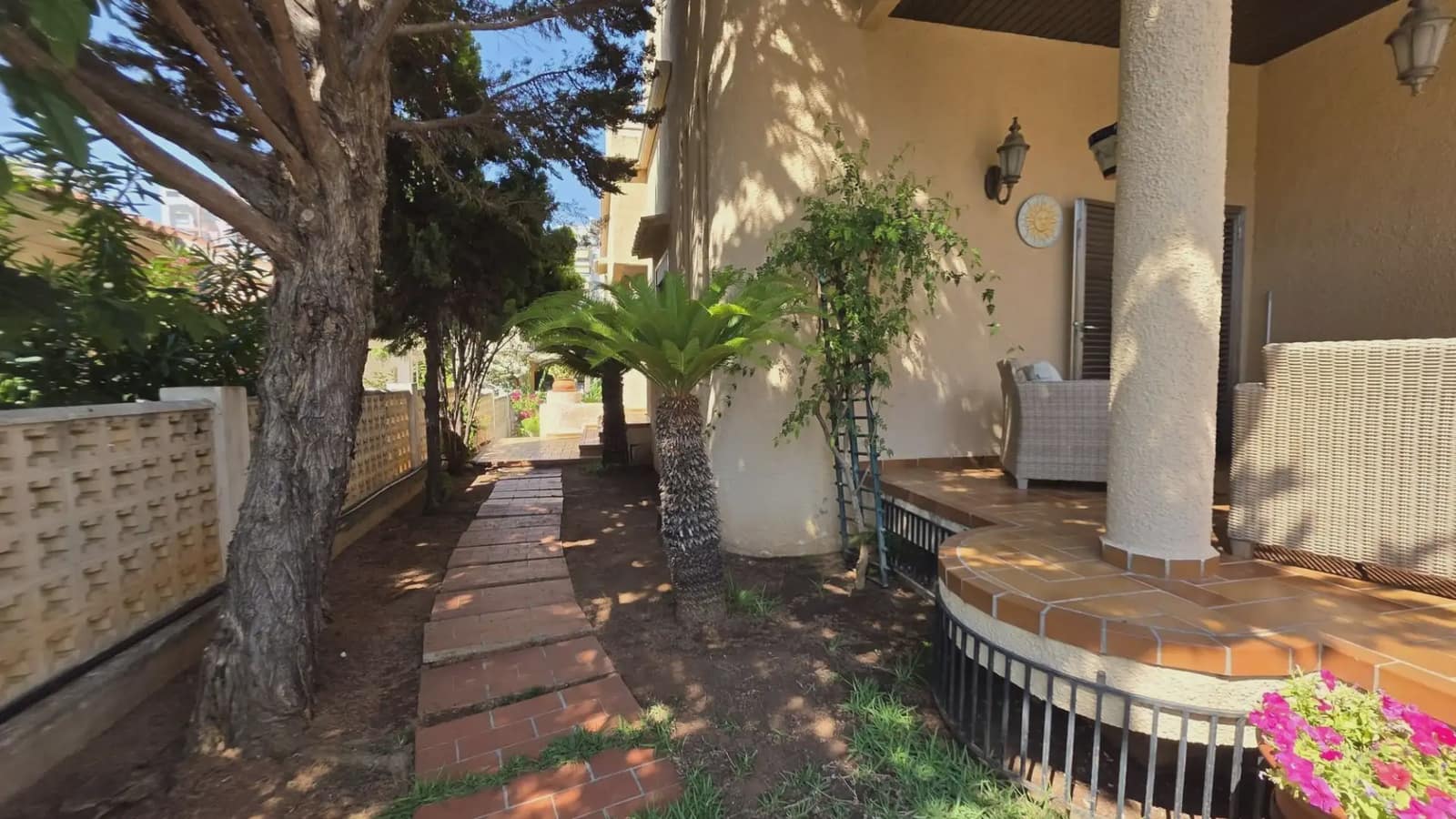 4 sypialnia Willa na sprzedaż w Gandia z garażem - 749 900 € (Ref: 9961816)