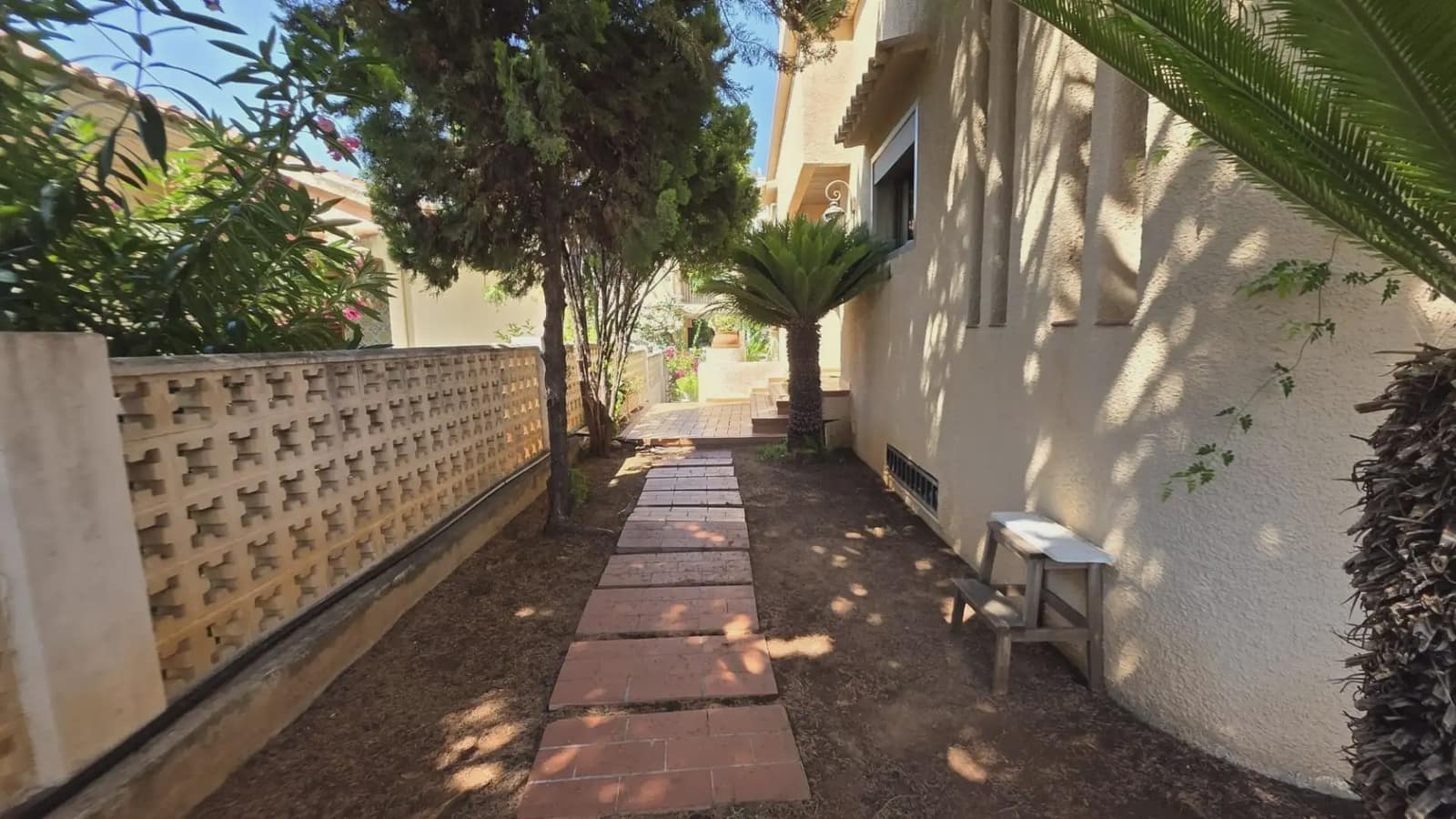 4 sypialnia Willa na sprzedaż w Gandia z garażem - 749 900 € (Ref: 9961816)