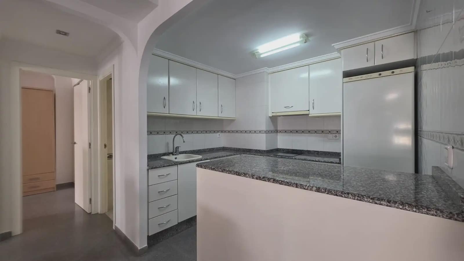 2 bedroom Flat for sale in Gandia - € 229,000 (Ref: 9972321)
