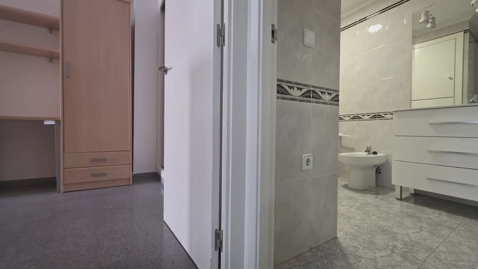 2 bedroom Flat for sale in Gandia - € 229,000 (Ref: 9972321)