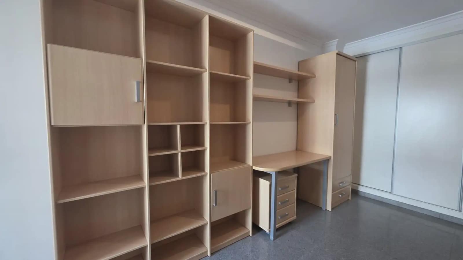 2 bedroom Flat for sale in Gandia - € 229,000 (Ref: 9972321)