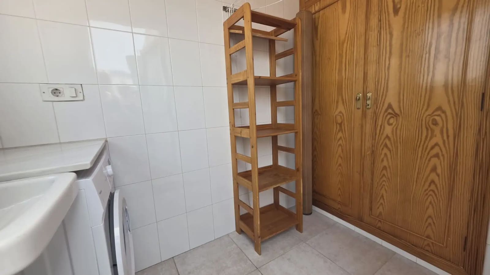 2 bedroom Flat for sale in Gandia - € 229,000 (Ref: 9972321)