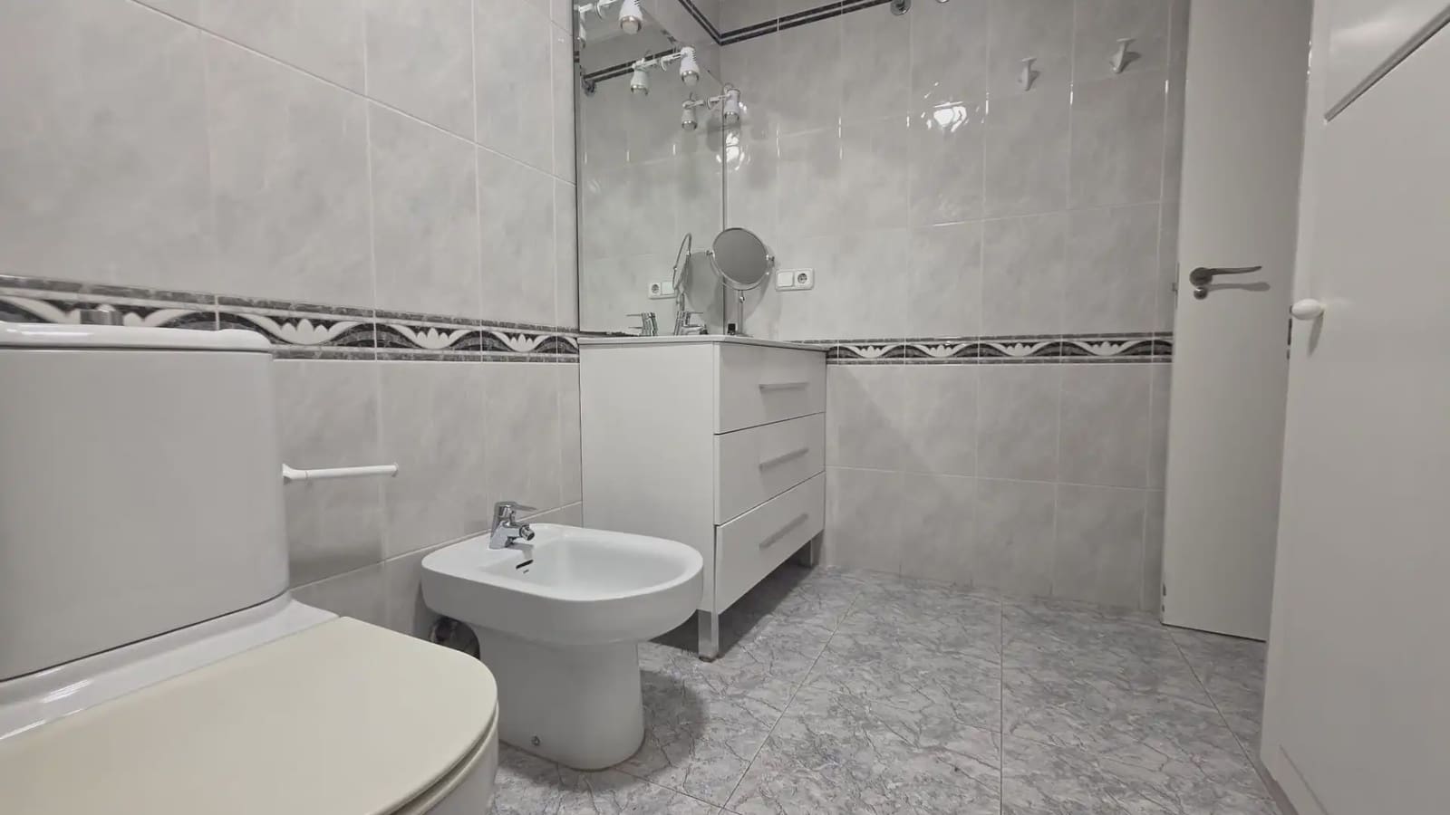 2 makuuhuone Asunto myytävänä paikassa Gandia - 219 000 € (Ref: 9972321)