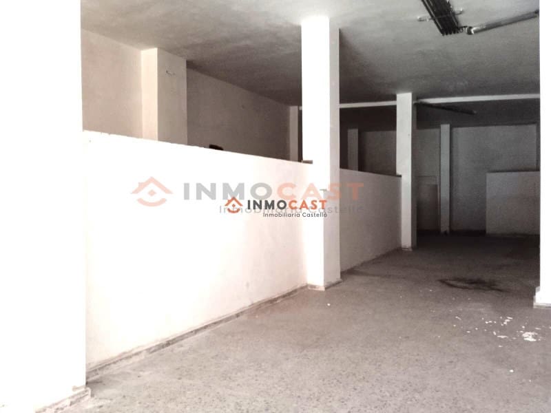Commercial for sale in Ontinyent - € 110,000 (Ref: 9634826)