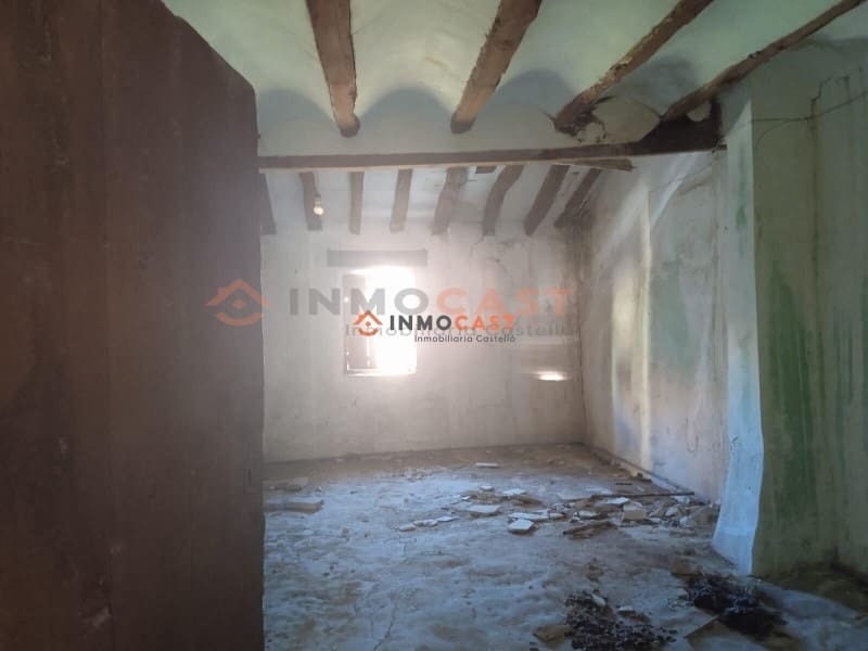 3 bedroom Townhouse for sale in Alfarrasi - € 30,000 (Ref: 9634827)