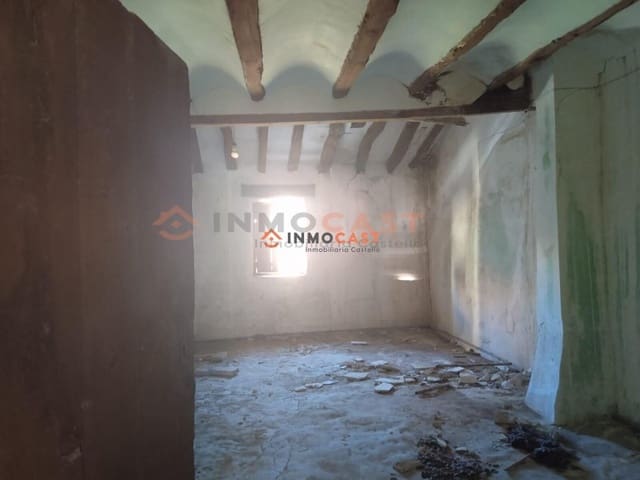 3 bedroom Townhouse for sale in Alfarrasí - € 30,000 (Ref: 9634827)