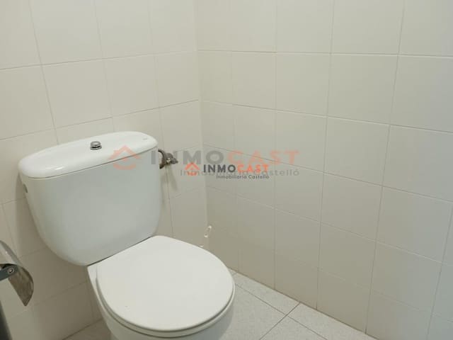 Commercial for sale in L'Olleria - € 175,000 (Ref: 9634835)