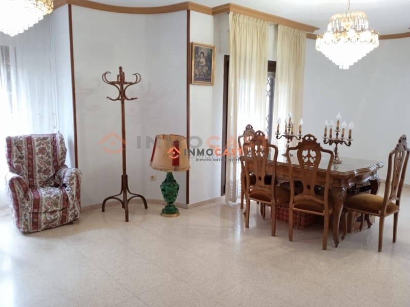 4 sovrum Lägenhet till salu i Ontinyent - 140 000 € (Ref: 9634836)