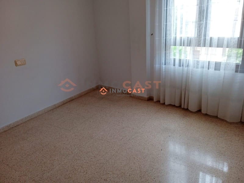 4 sovrum Lägenhet till salu i Ontinyent - 140 000 € (Ref: 9634836)