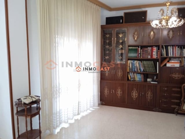 4 sovrum Lägenhet till salu i Ontinyent - 140 000 € (Ref: 9634836)