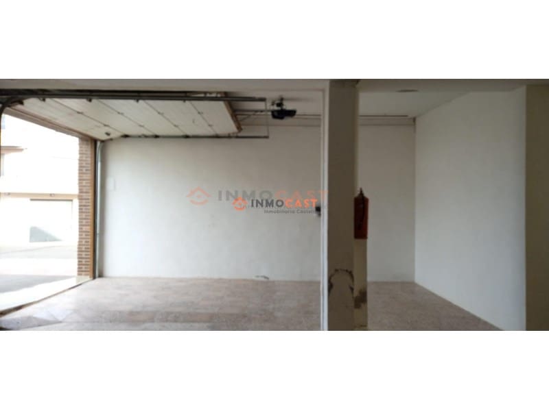 Kaupallinen myytävänä paikassa Aielo de Malferit - 88 000 € (Ref: 9634838)