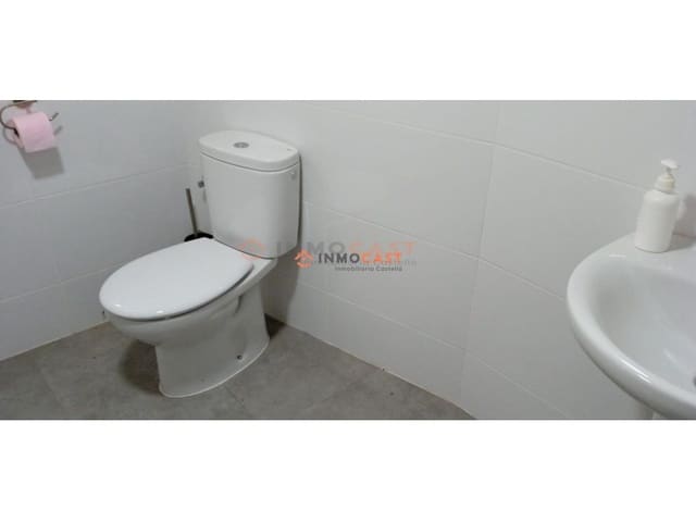 Kaupallinen myytävänä paikassa Aielo de Malferit - 88 000 € (Ref: 9634838)