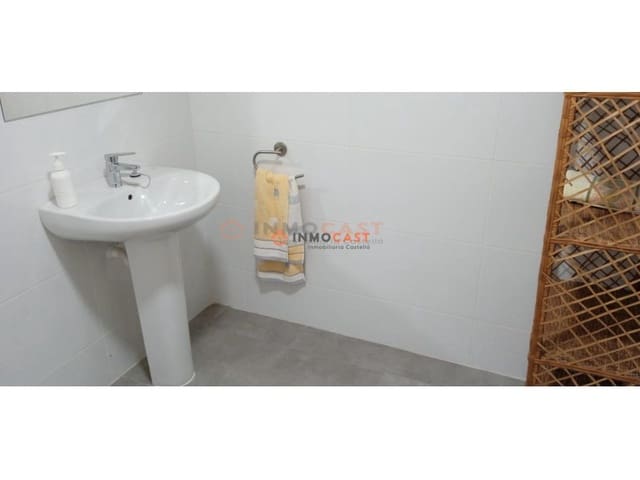 Kaupallinen myytävänä paikassa Aielo de Malferit - 88 000 € (Ref: 9634838)