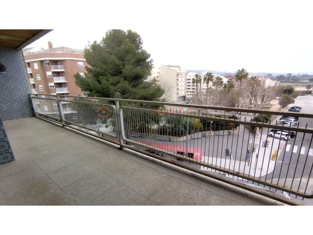 Piso de 5 habitaciones en L'Olleria en venta - 160.000 € (Ref: 9634843)