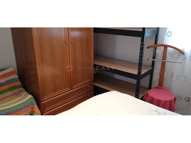 4 sovrum Lägenhet till salu i L'Olleria - 95 000 € (Ref: 9634845)