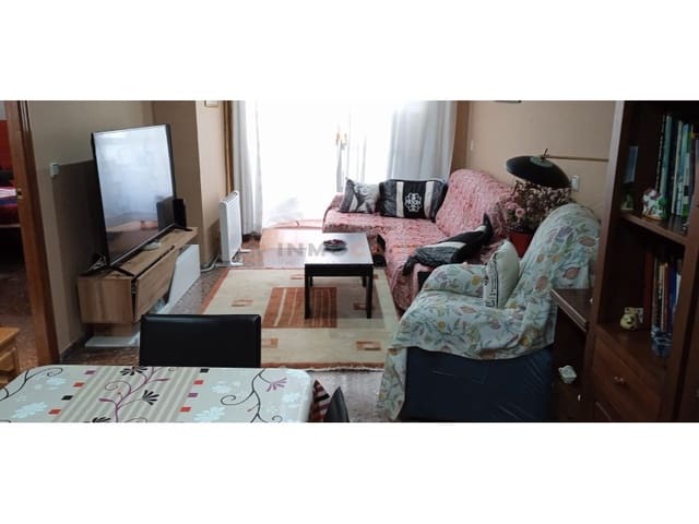 4 sovrum Lägenhet till salu i L'Olleria - 95 000 € (Ref: 9634845)