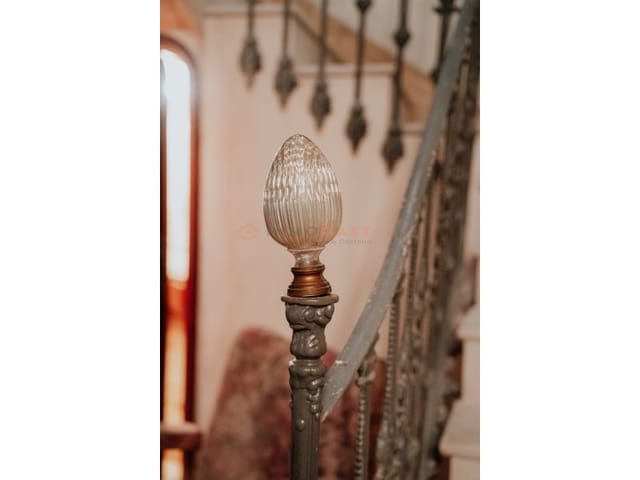 10 bedroom Villa for sale in Canals with pool - € 460,000 (Ref: 9634846)