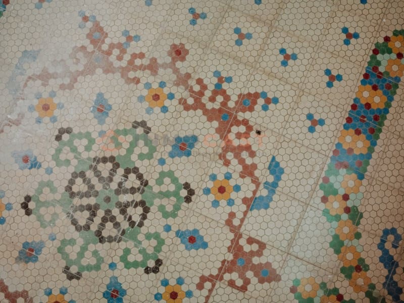 10 bedroom Villa for sale in Canals with pool - € 460,000 (Ref: 9634846)