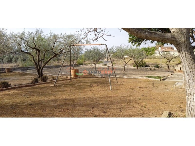 2 soveværelse Finca/Landehus til salg i L'Olleria - € 60.000 (Ref: 9634847)