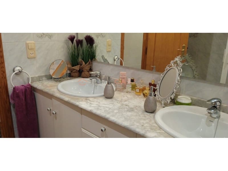 5 quarto Casa em Banda para venda em Aielo de Malferit - 175 000 € (Ref: 9634851)