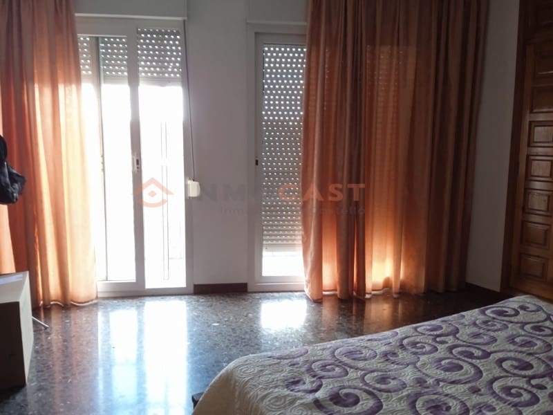 Casa de 4 habitaciones en Palomar en venta con garaje - 160.000 € (Ref: 9634855)