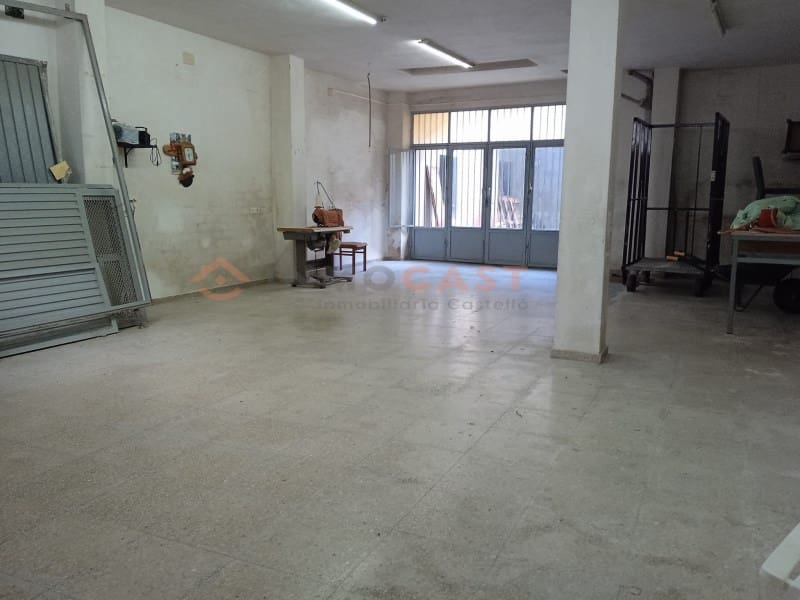 Casa de 4 habitaciones en Palomar en venta con garaje - 160.000 € (Ref: 9634855)