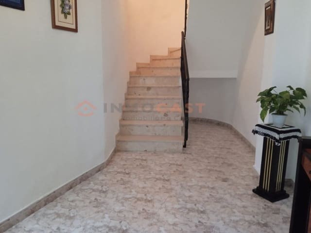 Casa de 4 habitaciones en Palomar en venta con garaje - 160.000 € (Ref: 9634855)