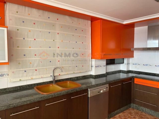 3 chambre Maison de Ville à vendre à L'Olleria avec garage - 205 000 € (Ref: 9634856)