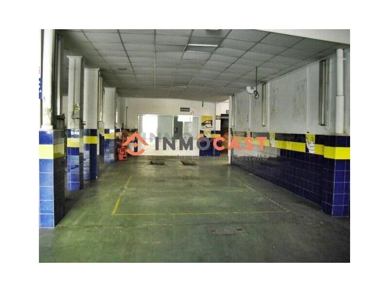 Kommersiell till salu i L'Olleria - 130 000 € (Ref: 9634857)