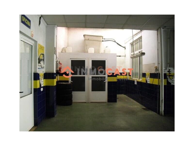 Kommersiell till salu i L'Olleria - 130 000 € (Ref: 9634857)