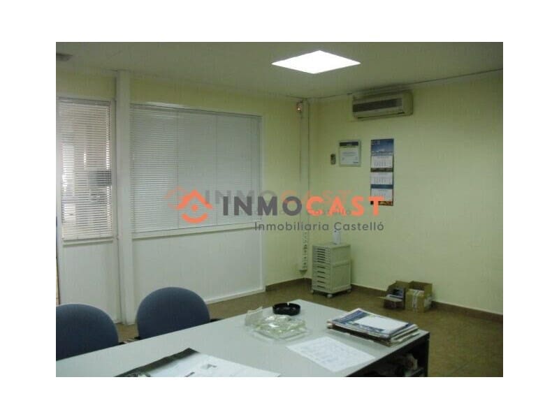 Kommersiell till salu i L'Olleria - 130 000 € (Ref: 9634857)