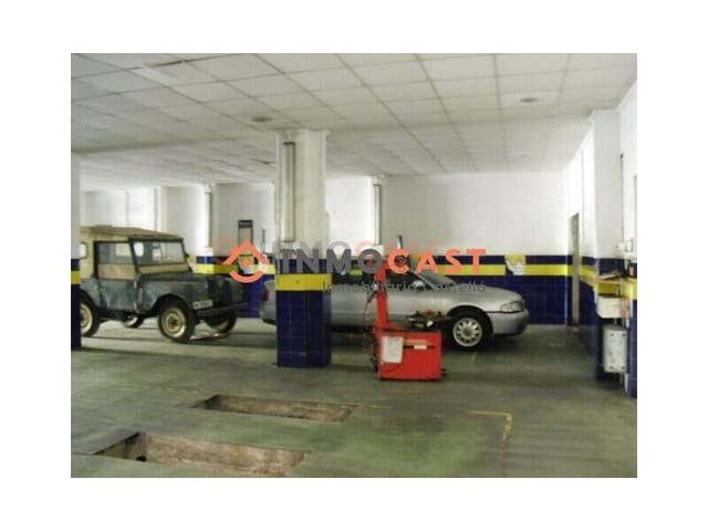 Commercial for sale in L'Olleria - € 130,000 (Ref: 9634857)