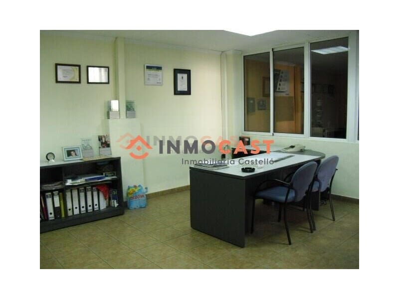 Kommersiell till salu i L'Olleria - 130 000 € (Ref: 9634857)