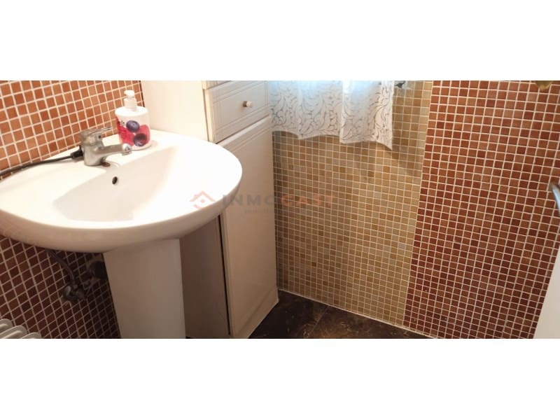 3 bedroom Villa for sale in L'Olleria - € 160,000 (Ref: 9634860)