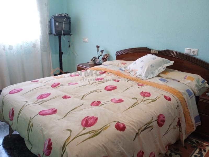 6 slaapkamer Villa te koop in Beniganim met zwembad garage - € 300.000 (Ref: 9634866)